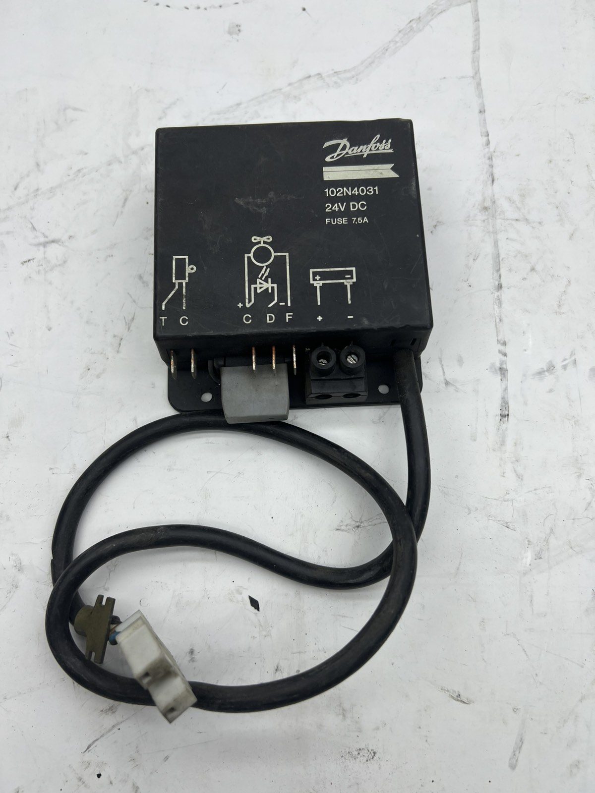 изображение_viber_2025-10-08_16-09-54-547 Электронный контроллер Danfoss 102N4031 — изображение 1